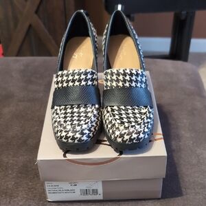 Houndstooth Haircalf Heeled Loafers